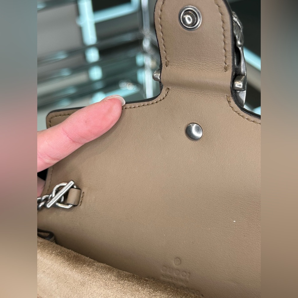 Gucci Bag - Picture 6 of 11